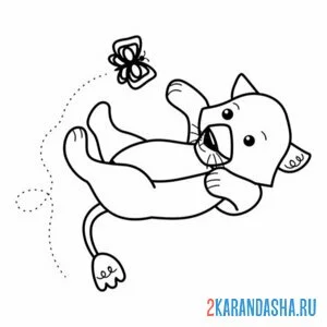 Раскраска львенок играет с бабочкой